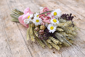 Rustic wheat posy