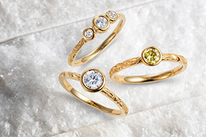 Ethical engagement ring designs by Arabel Lebrusan