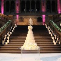 Sweet Hollywood bespoke wedding cakes