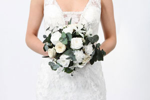 white bouquet