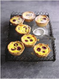 Raspberry Portuguese tarts