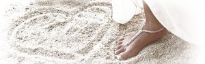 barefoot-sandal-on-the-beach